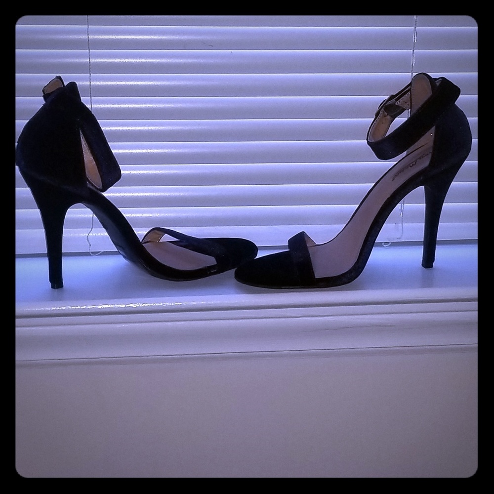 Navy Blue Velvet Heels